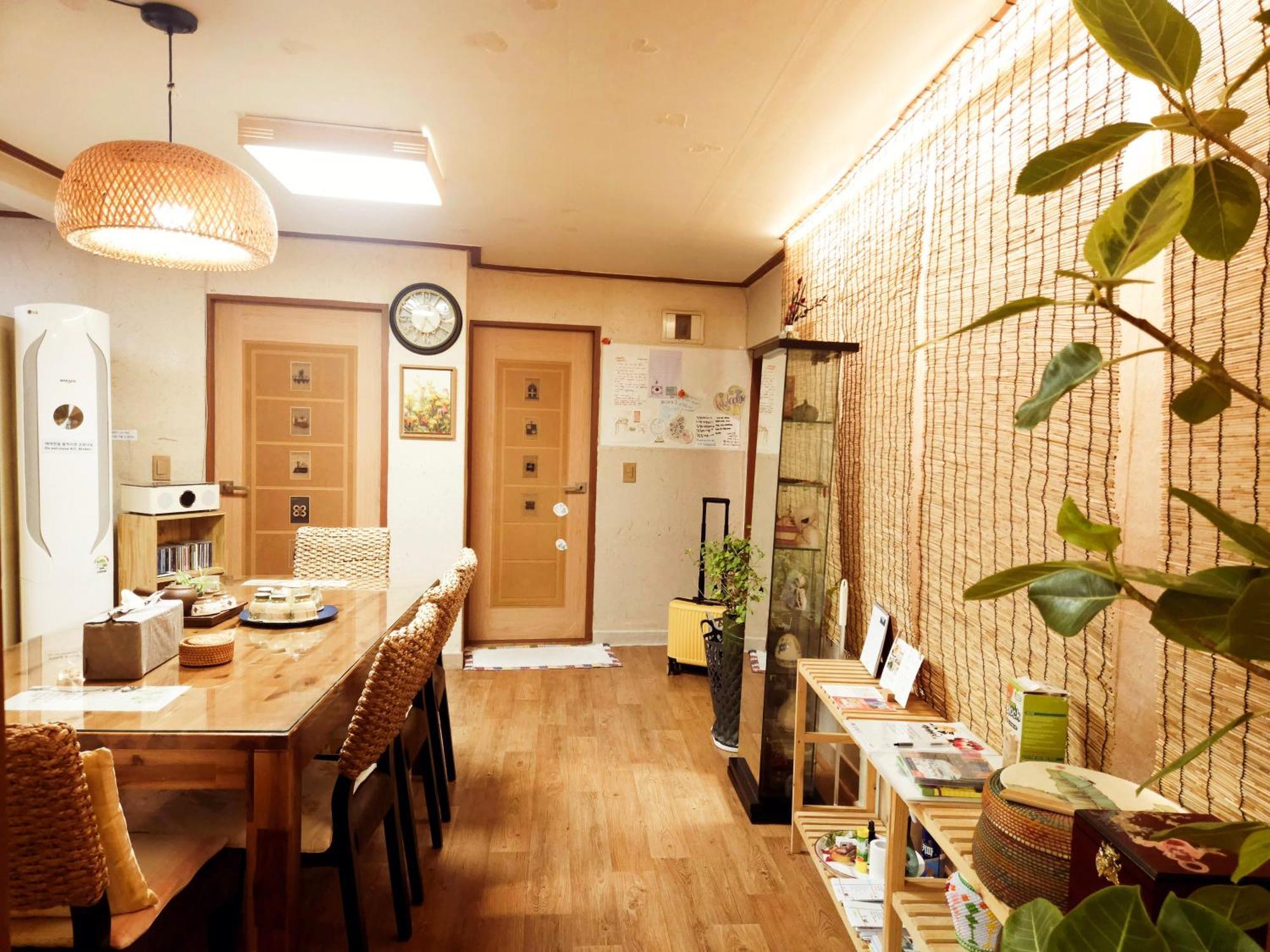 Lydia Craft Guesthouse Séoul Extérieur photo